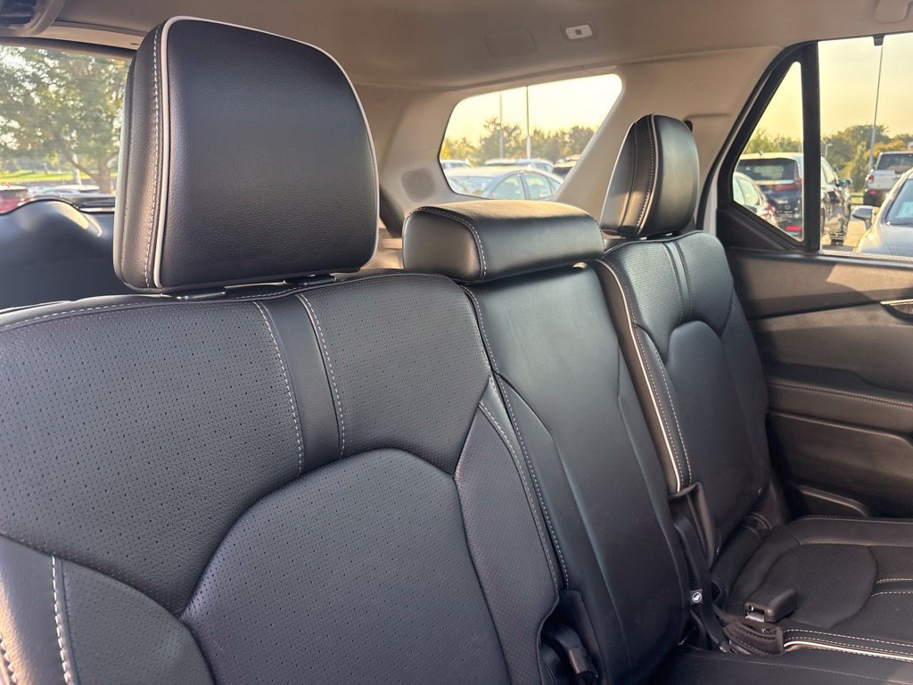 Used 2025 Honda Pilot Elite image 34