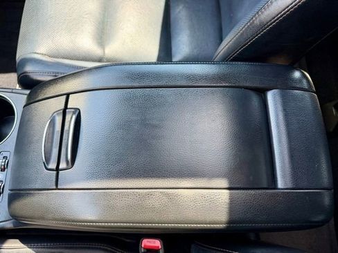 Used 2016 Toyota Highlander Limited image 45