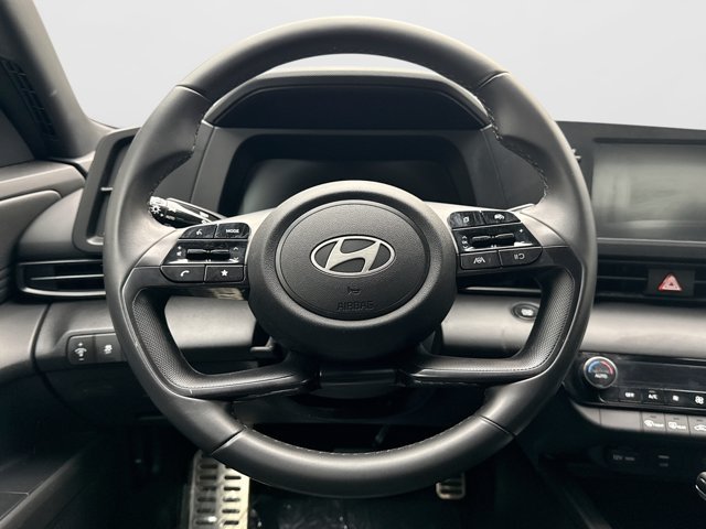 Used 2025 Hyundai Elantra Sport w/ Cargo Package FWD image 12