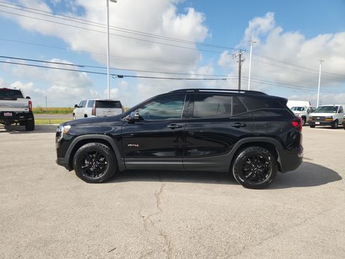 Used 2023 GMC Terrain AT4 w/ Tech Package AWD/4WD image 4