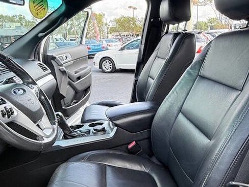 Used 2012 Ford Explorer XLT image 10