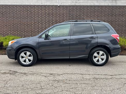 Used 2014 Subaru Forester 2.5i Premium w/ All-Weather Package image 2