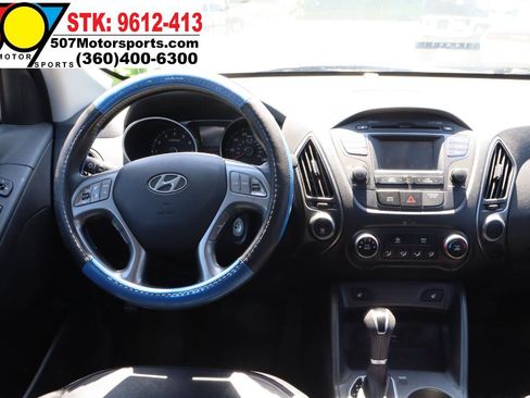 Used 2015 Hyundai Tucson SE FWD image 18