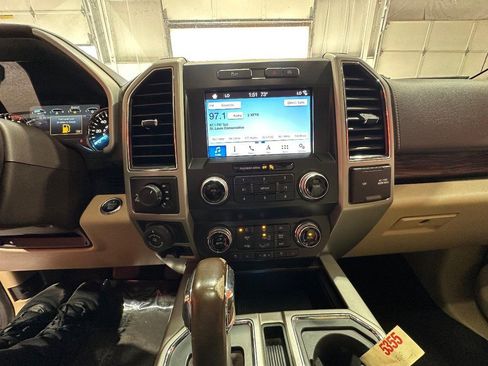 Used 2019 Ford F150 Lariat w/ Equipment Group 502A Luxury image 25