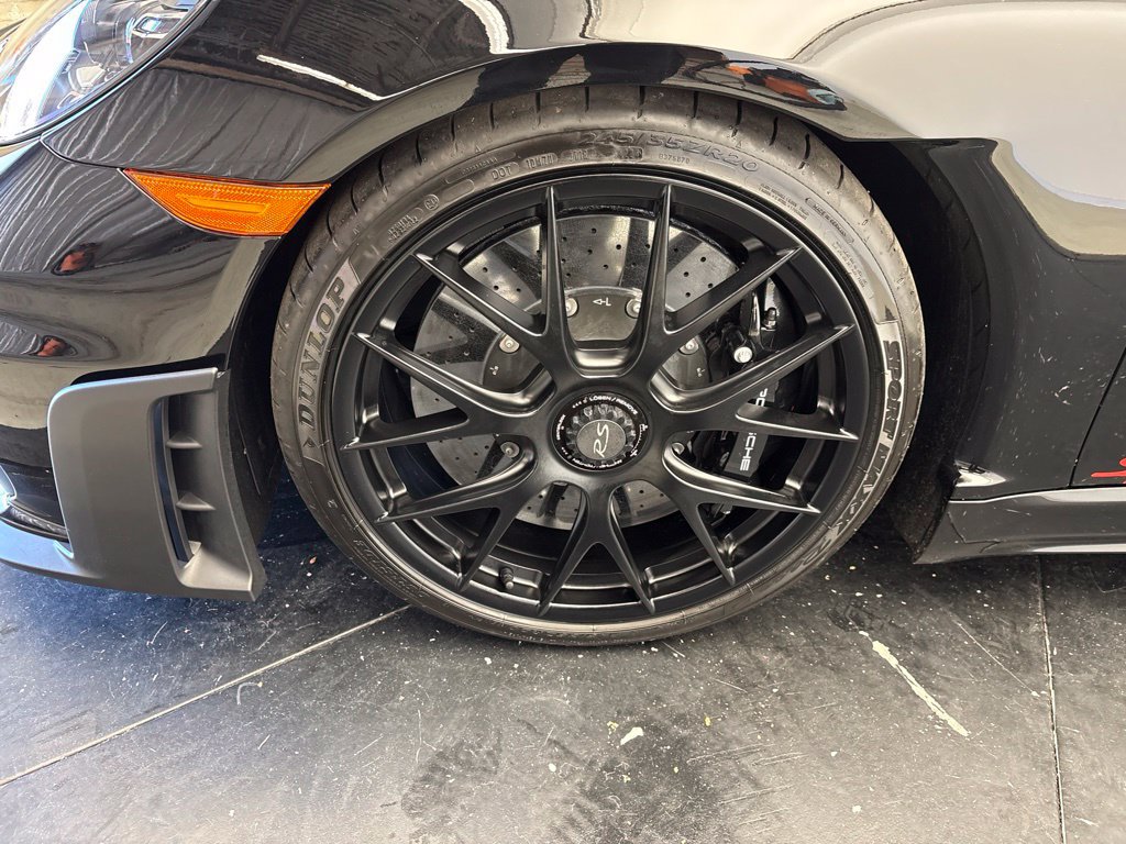 Certified 2025 Porsche 718 Boxster Spyder RS RWD image 14