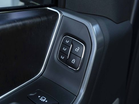 Used 2023 Ford F250 Lariat w/ Lariat Ultimate Package image 33