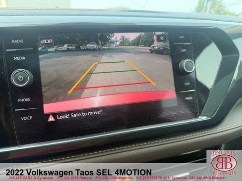 Used 2022 Volkswagen Taos SEL w/ Panoramic Sunroof Package AWD/4WD image 20