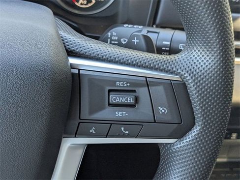 New 2025 Mitsubishi Outlander ES image 30