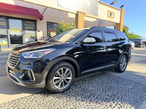 Used 2017 Hyundai Santa Fe Limited w/ Cargo Package image 1