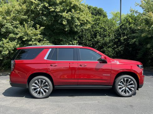 New 2026 Chevrolet Tahoe High Country AWD/4WD image 9