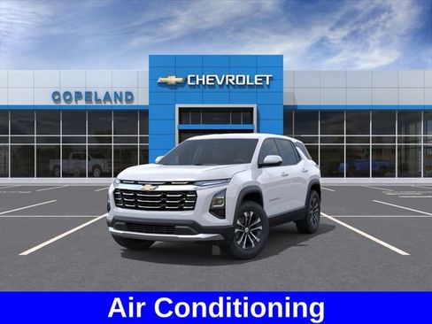 New 2027 Chevrolet Equinox LT FWD image 9