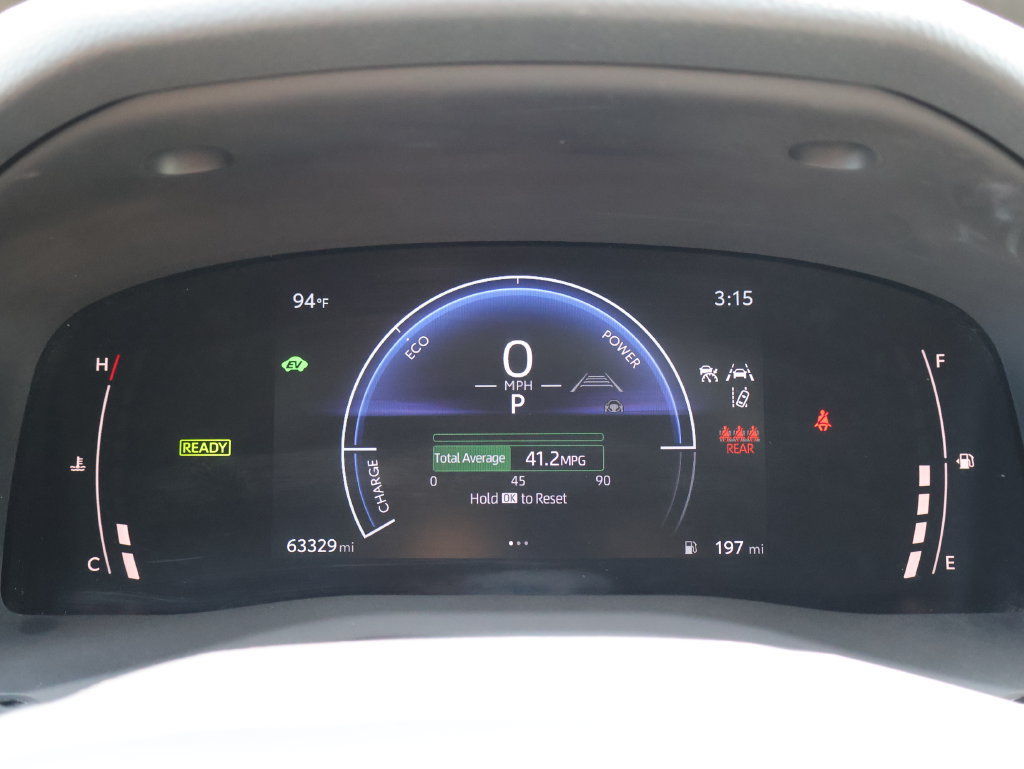 Used 2025 Toyota Camry LE FWD image 27