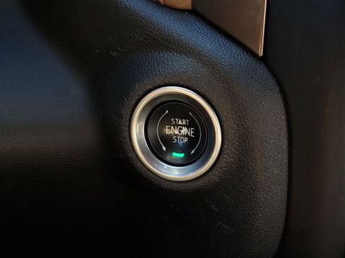 Used 2020 Chevrolet Silverado 1500 High Country w/ Technology Package image 35