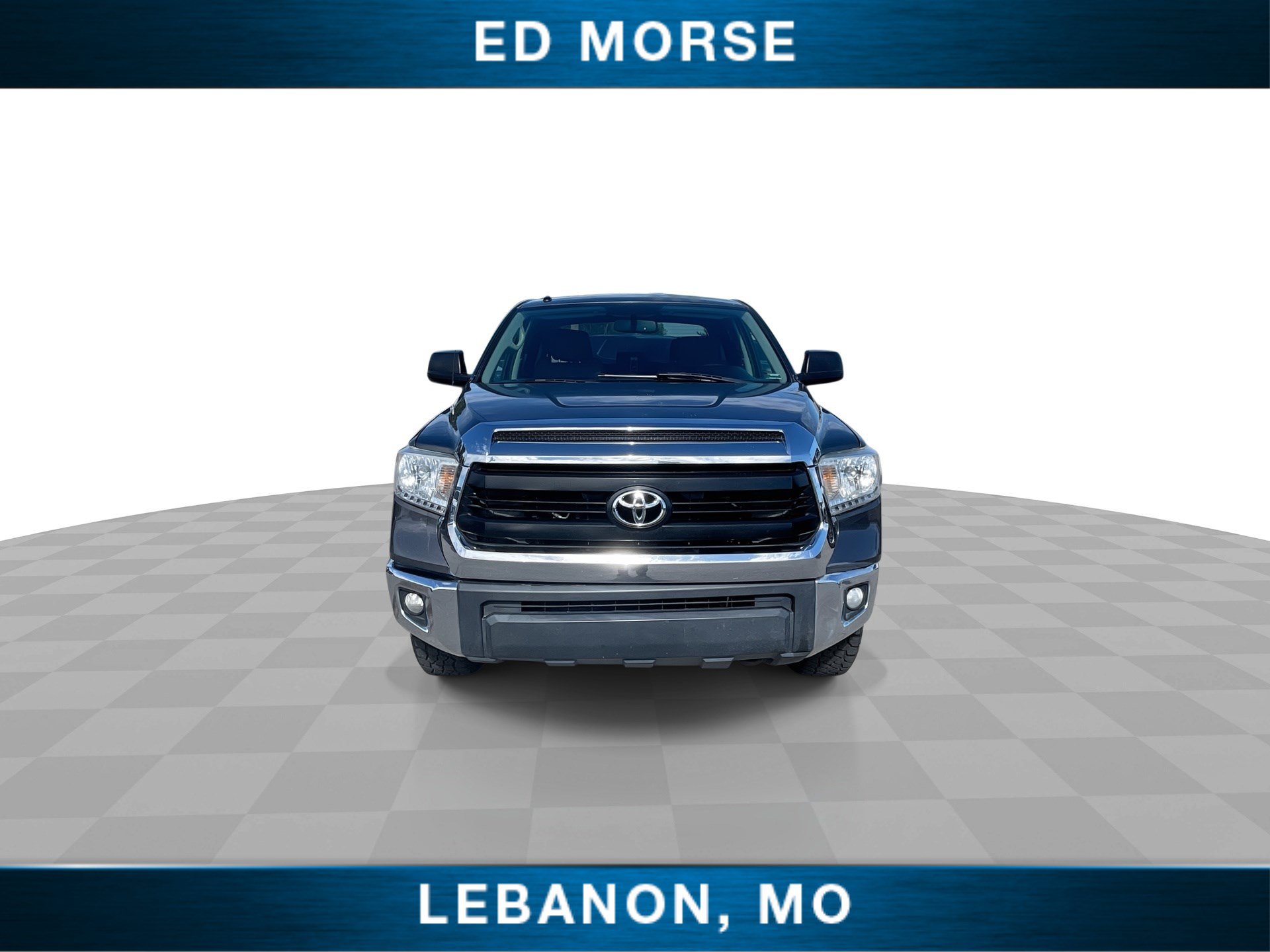 Used 2016 Toyota Tundra SR5 w/ TRD Off Road Package AWD/4WD image 3