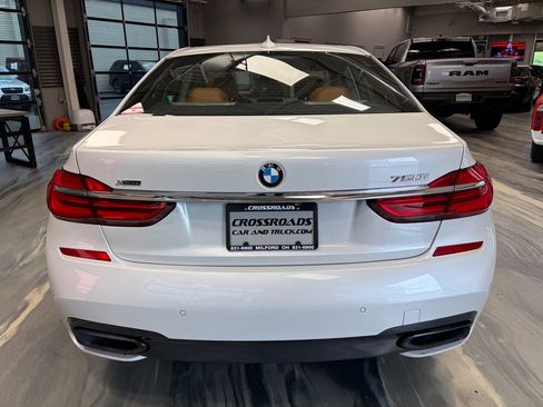 Used 2017 BMW 750i xDrive AWD/4WD image 34