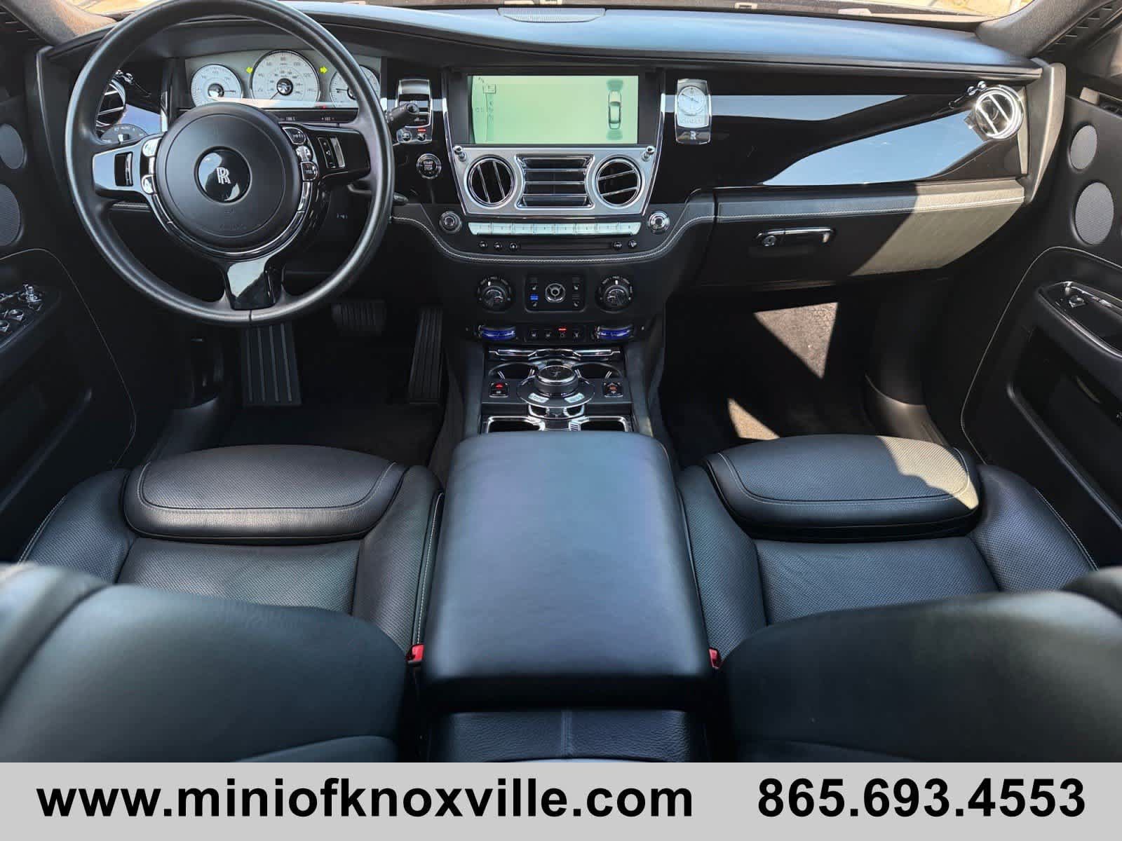 Used 2015 Rolls-Royce Ghost RWD image 24