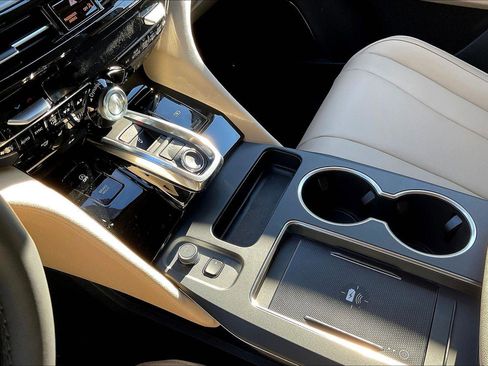 New 2026 Acura MDX SH-AWD image 8