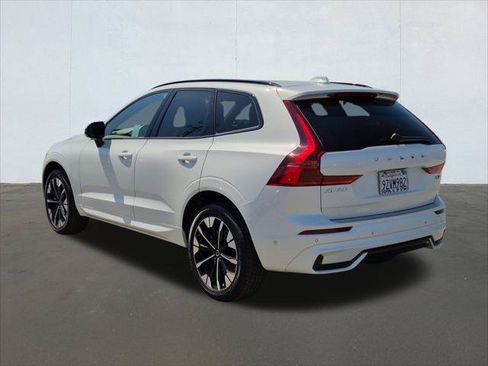 Used 2026 Volvo XC60 B5 Plus w/ Protection Package Premier AWD/4WD image 7