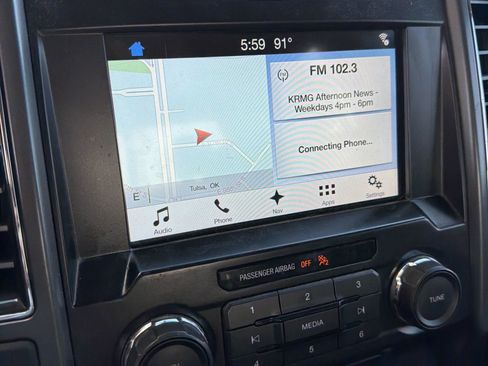 Used 2017 Ford F150 XLT w/ Equipment Group 302A Luxury image 10