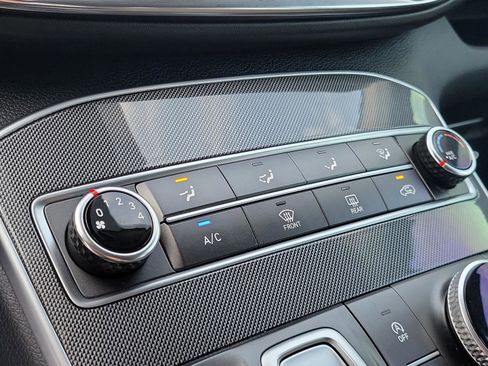 Used 2023 Hyundai Santa Fe SE image 27