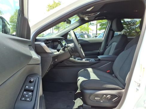 Used 2026 Jeep Cherokee Laredo AWD/4WD image 16