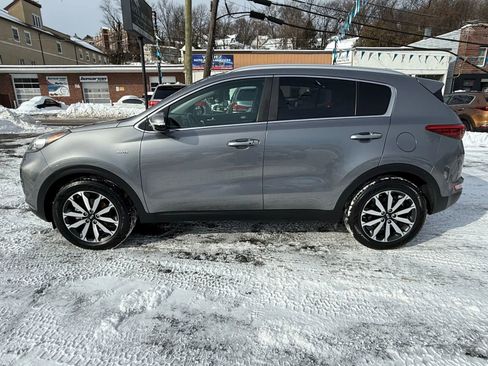 Used 2017 Kia Sportage EX w/ EX Premium Package image 4