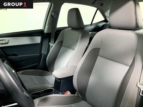 Used 2018 Toyota Corolla LE image 7