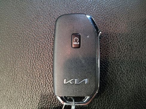 Used 2024 Kia Forte GT-Line image 32