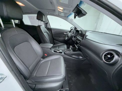 Used 2023 Hyundai Kona Limited AWD/4WD image 21