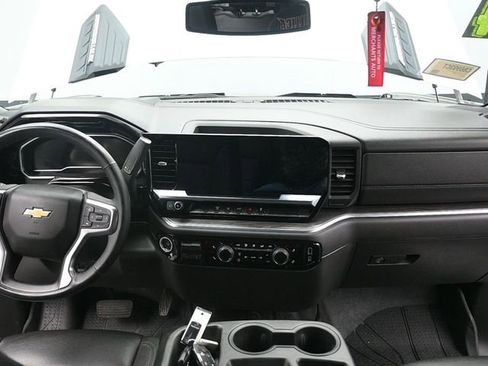 Used 2024 Chevrolet Silverado 2500 LTZ image 14
