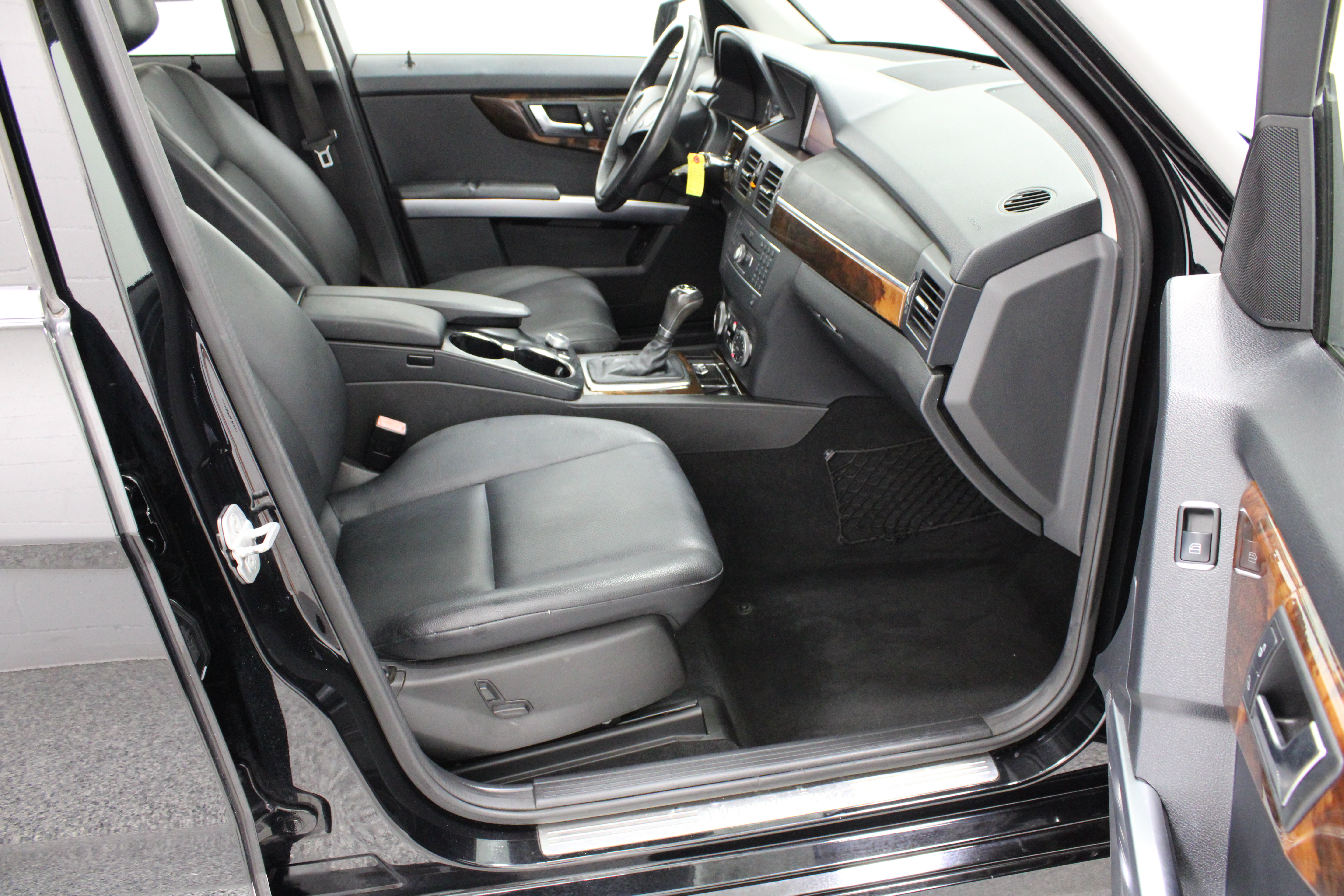Used 2012 Mercedes-Benz GLK 350 2WD image 35