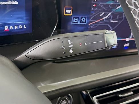 New 2026 Chevrolet Traverse LT w/ Sun and Wheel Package image 19