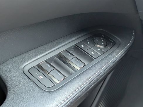 Used 2025 Lexus RX 350 Premium w/ Accessory Package (Z1) FWD image 16
