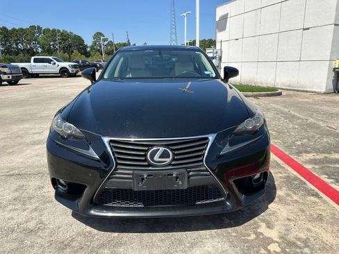 Used 2014 Lexus IS 250 w/ Premium Package RWD image 2
