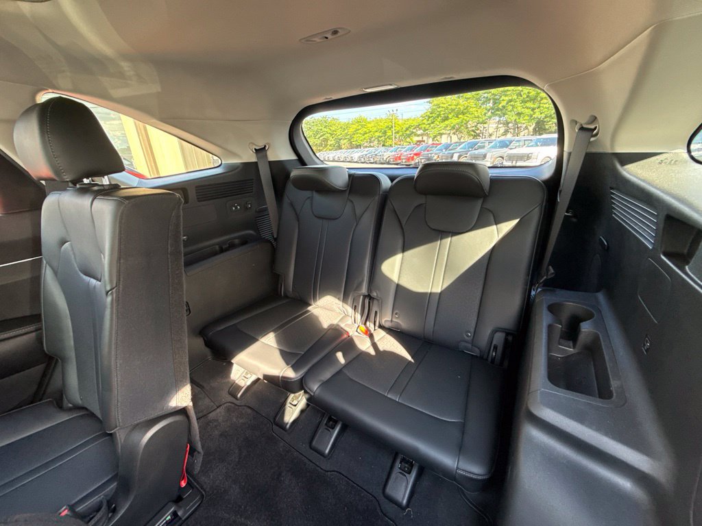 Used 2023 Kia Sorento S w/ Panoramic Sunroof Package AWD/4WD image 30