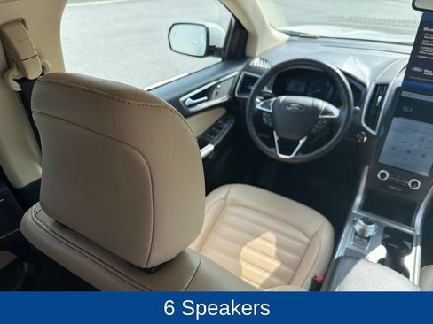 Used 2022 Ford Edge SEL AWD/4WD image 15