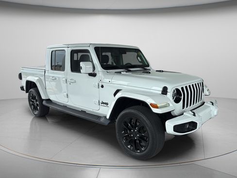 Used 2021 Jeep Gladiator Overland AWD/4WD image 21