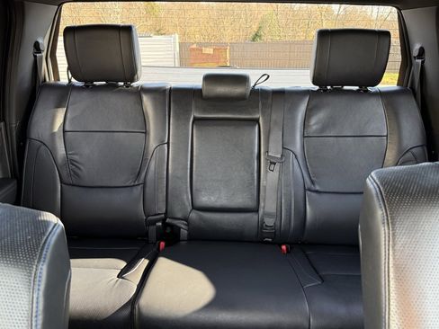 Used 2024 Toyota Tundra Platinum image 33