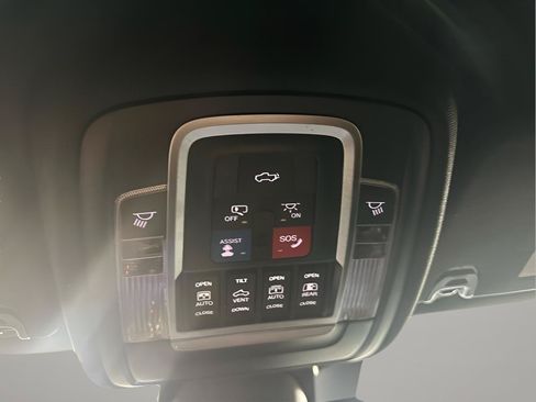 Used 2020 RAM 1500 Limited AWD/4WD image 14