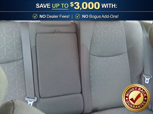 Used 2024 Toyota RAV4 XLE AWD/4WD image 23