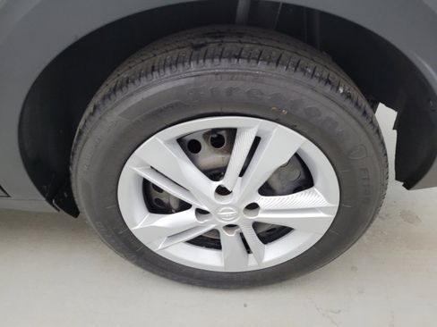 Used 2024 Nissan Kicks S FWD image 31