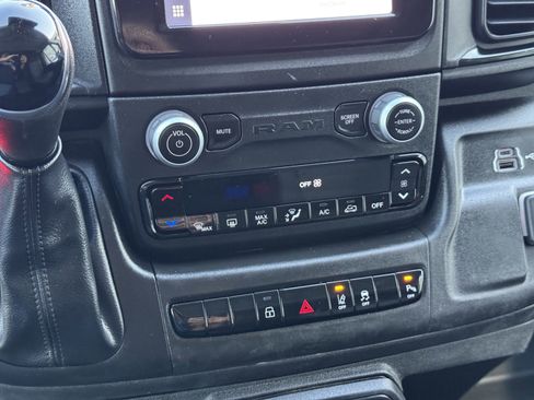 Used 2024 RAM ProMaster 2500 w/ Safety Group image 17
