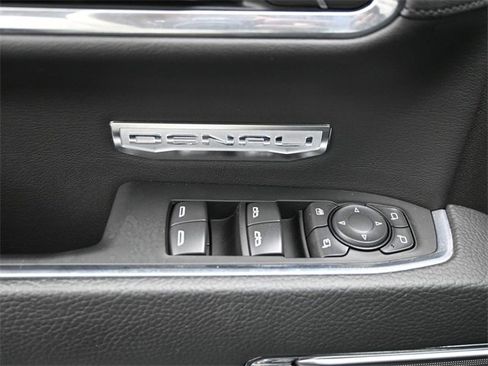 Used 2025 GMC Sierra 1500 Denali w/ Denali Reserve Package image 10
