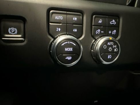 Used 2022 GMC Sierra 1500 Denali w/ Denali Reserve Package image 24