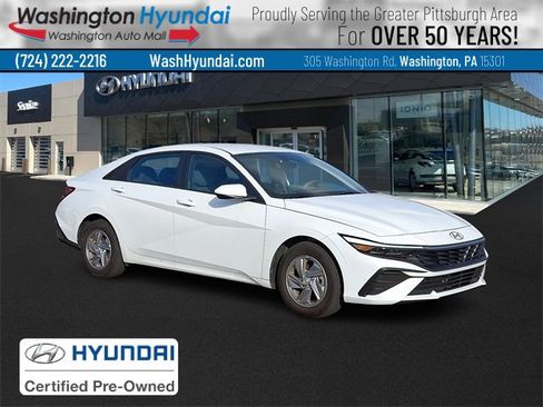 Certified 2025 Hyundai Elantra SE image 1
