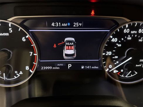 Used 2023 Nissan Rogue SV w/ SV Premium B Package image 19