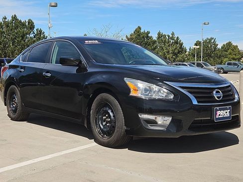 Used 2013 Nissan Altima 2.5 S image 3
