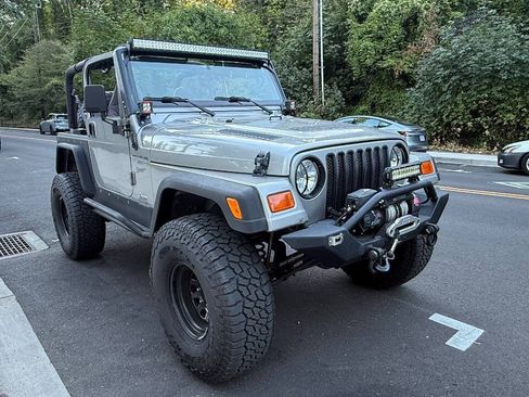 Used 2000 Jeep Wrangler Sport AWD/4WD image 40