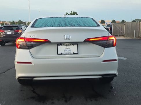 Certified 2024 Honda Civic EX image 6