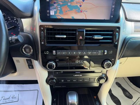 Used 2023 Lexus GX 460 Premium w/ Premium Package AWD/4WD image 17